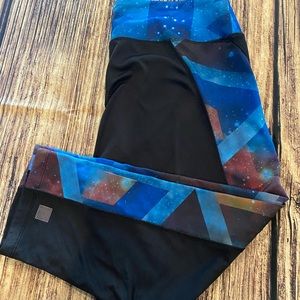 Lularoe Jade Capri Leggings